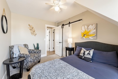 45736 Higginson Road, Chilliwack, BC - Indoor Photo Showing Bedroom
