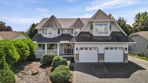 45396 Carriage Way  Chilliwack, BC V2R 2V4