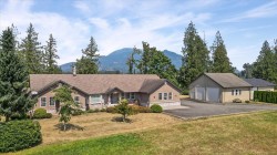47083 Bell Road Chilliwack, BC V2P 6H5