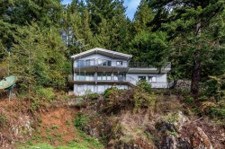 47005 Yale Road Chilliwack, BC V2P 2S6