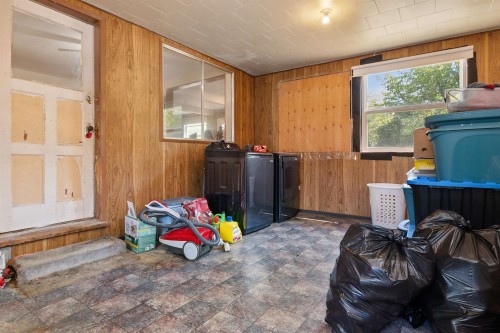 944 3Rd Avenue, Hope, BC - Indoor Photo Showing Other Room