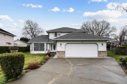 10129 Rosewood Place Rosedale, BC V0X 1X0