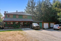 4820 Southside Road Chilliwack, BC V2R 4T6