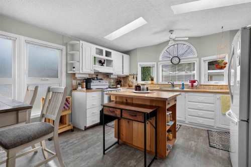 22-44565 Monte Vista Drive, Chilliwack, BC 