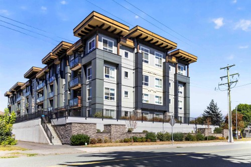 403-9450 Robson Street, Chilliwack, BC - Outdoor With Facade