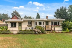 53829 Mcgregor Road Rosedale, BC V0X 1X1