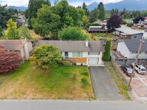 10059 Killarney Drive, Chilliwack, BC - Outdoor