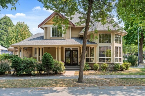 5877 Garrison Boulevard  Chilliwack, BC V2R 5X8