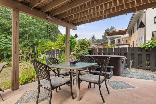 714 River Parade, Hope, BC - Outdoor With Deck Patio Veranda With Exterior
