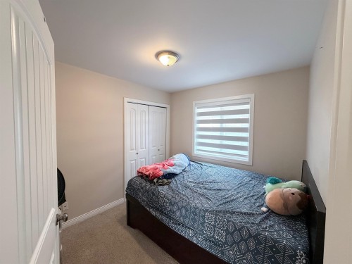 46151 Third Avenue, Chilliwack, BC - Indoor Photo Showing Bedroom