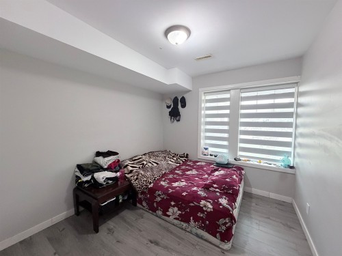 46151 Third Avenue, Chilliwack, BC - Indoor Photo Showing Bedroom
