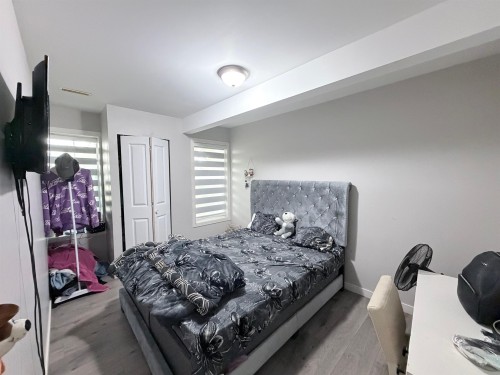 46151 Third Avenue, Chilliwack, BC - Indoor Photo Showing Bedroom