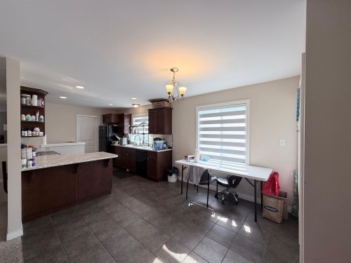 46151 Third Avenue, Chilliwack, BC - Indoor