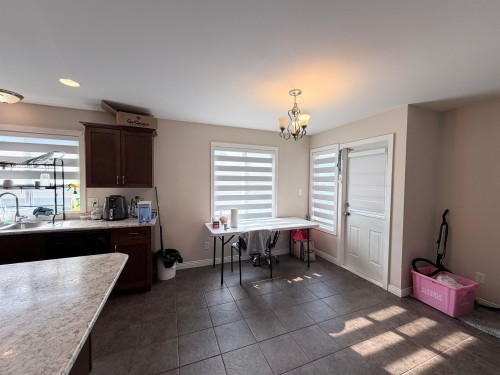 46151 Third Avenue, Chilliwack, BC - Indoor