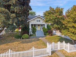 45873 Reece Avenue Chilliwack, BC V2P 2Z3