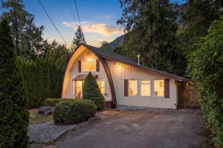 66603 Summer Road Hope, BC V0X 1L1