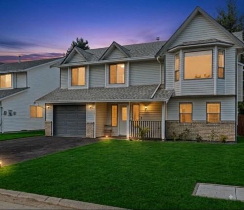7487 Garnet Drive  Chilliwack, BC V2R 3B1