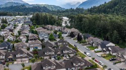 74-44523 Mclaren Drive Chilliwack, BC V2R 0C2