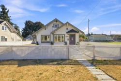 45720 Princess Avenue Chilliwack, BC V2P 2B6