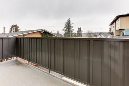 7-46376 Yale Road, Chilliwack, BC - Outdoor