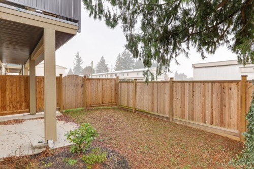7-46376 Yale Road, Chilliwack, BC - Outdoor