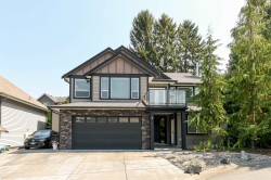 9-46792 Hudson Road Chilliwack, BC V2R 0P5