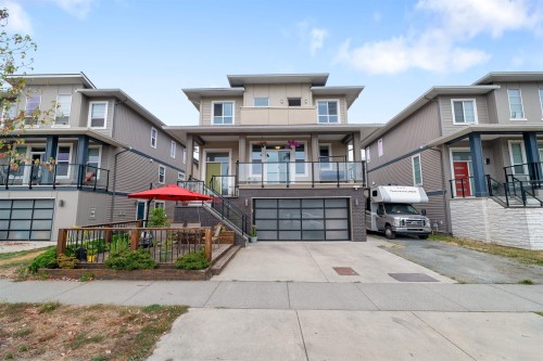 45582 Meadowbrook Drive  Chilliwack, BC V2P 0G6