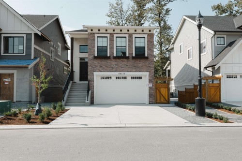 44738 Willowstream Road  Chilliwack, BC V2R 6G7
