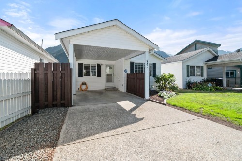 480 Coquihalla Street  Hope, BC V0X 1L0
