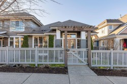 16-5469 Chinook Street Chilliwack, BC V2R 0T5