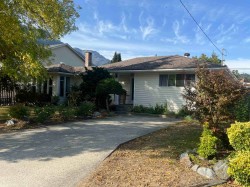 533 Rupert Street Hope, BC V0X 1L0