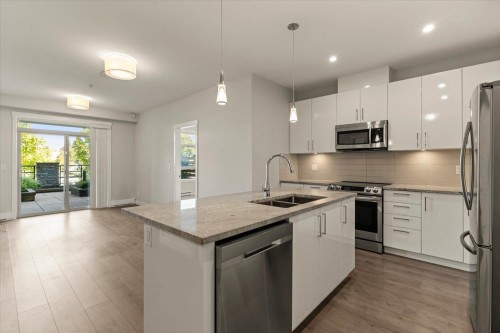 203-45562 Airport Road , Chilliwack, BC V2P 0J8 4