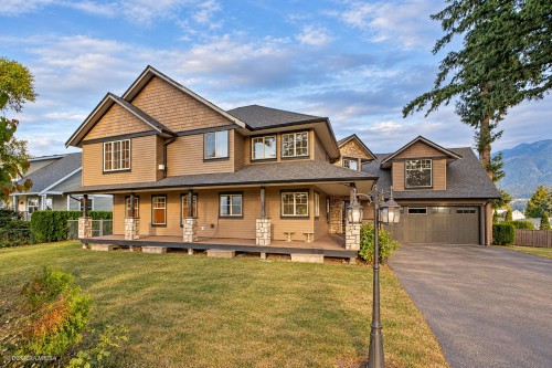 8878 Upper Prairie Road, Chilliwack, BC 