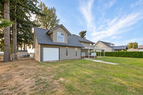 8878 Upper Prairie Road, Chilliwack, BC 