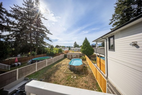 B-9279 Carleton Street, Chilliwack, BC 