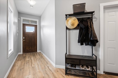 B-9279 Carleton Street, Chilliwack, BC 