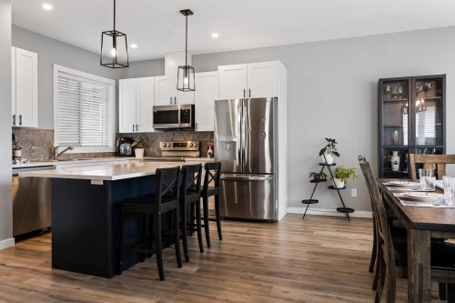 B-9279 Carleton Street, Chilliwack, BC 