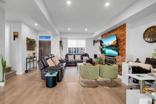8137 Foxfern Road, Chilliwack, BC 