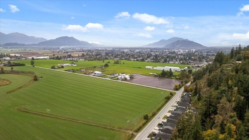 47165 Yale Road, Chilliwack, BC 