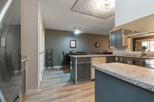 302-9006 Edward Street, Chilliwack, BC 
