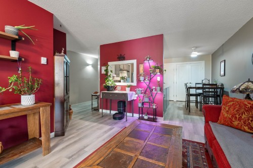 302-9006 Edward Street, Chilliwack, BC 
