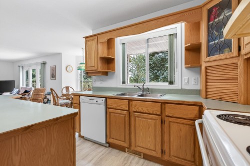 8630 Sunburst Place, Chilliwack, BC 