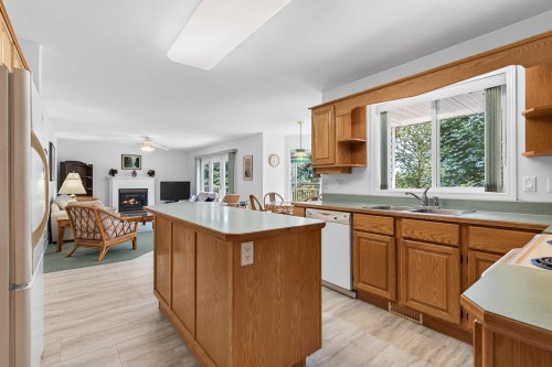 8630 Sunburst Place, Chilliwack, BC 
