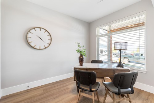 47262 Valerie Place, Chilliwack, BC 