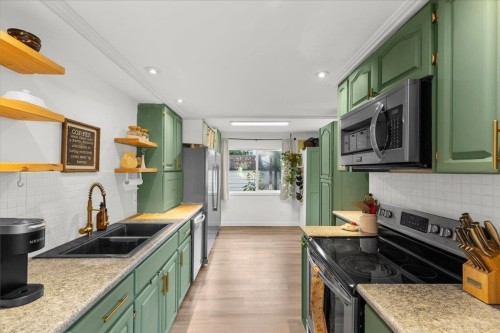 13-46689 First Avenue, Chilliwack, BC 