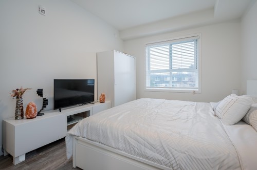 214-9450 Robson Street, Chilliwack, BC 