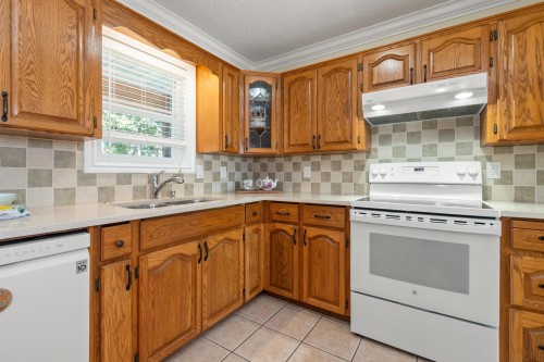 45575 Worthington Place, Chilliwack, BC 