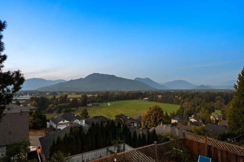 47465 Swallow Crescent, Chilliwack, BC 
