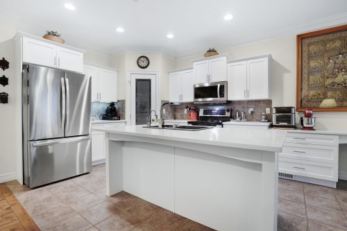 5878 Garrison Boulevard, Chilliwack, BC 