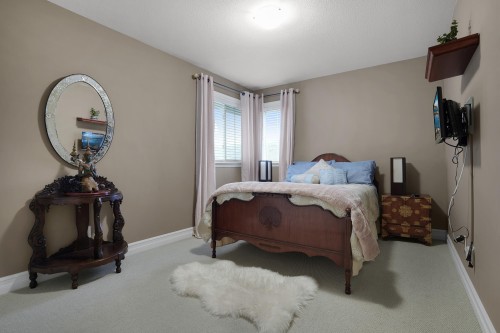 5878 Garrison Boulevard, Chilliwack, BC 